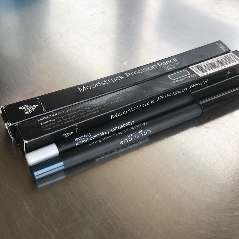 Younique eyeliner lot